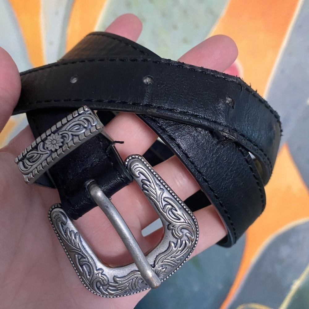 Brandy Melville Women's Black and Silver Belt